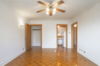 2738 N. Pine Grove in Chicago, IL - Building Photo - Interior Photo