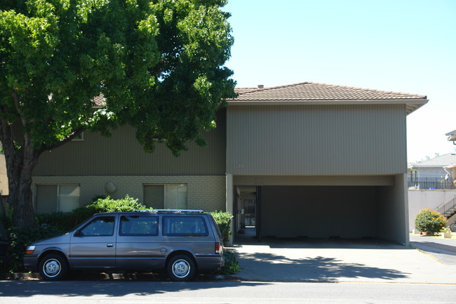 1183 Leigh Ave in San Jose, CA - Foto de edificio - Building Photo