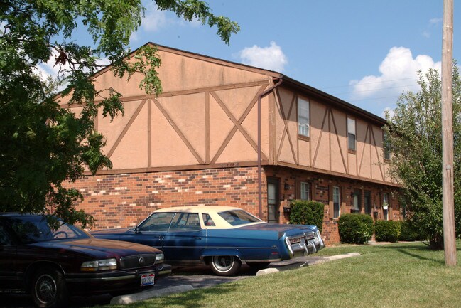 6822-6828 Garden Terrace Rd in Columbus, OH - Building Photo - Building Photo