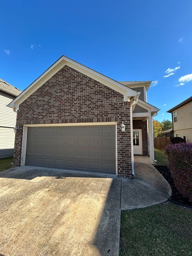 6214 Cathwick Dr in Mc Calla, AL - Building Photo - Building Photo