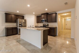 2268 Pebble Point Dr in Green Cove Springs, FL - Building Photo - Building Photo