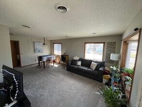 1140 Glenn Pl in Eau Claire, WI - Building Photo - Building Photo