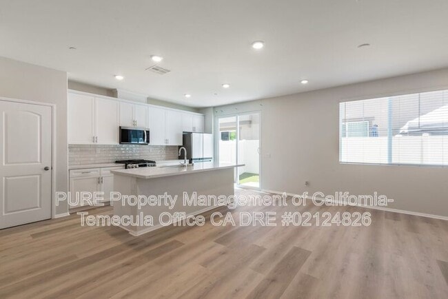 40702 Birchfield Dr in Temecula, CA - Building Photo - Building Photo