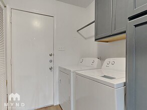 15218 Wickbriar Dr in Houston, TX - Building Photo - Building Photo