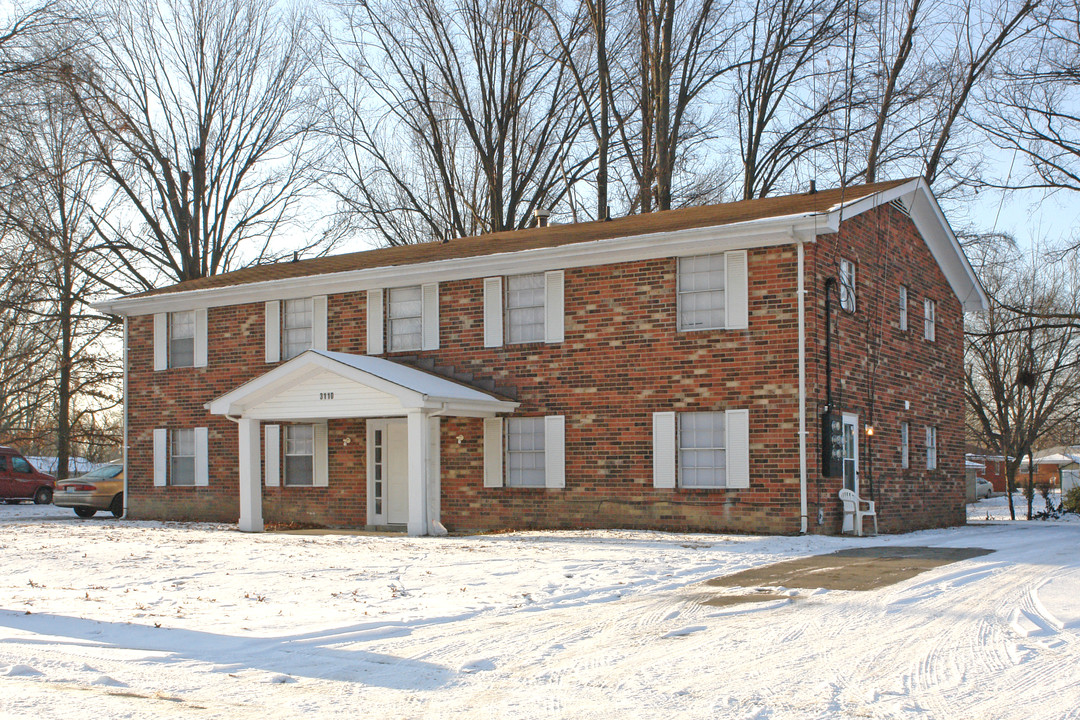 3110 Melody Acres Ln in Louisville, KY - Building Photo