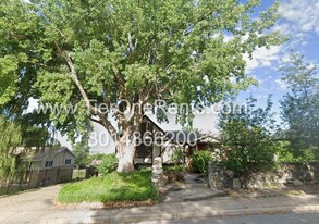 1068 S 200 E in Farmington, UT - Building Photo