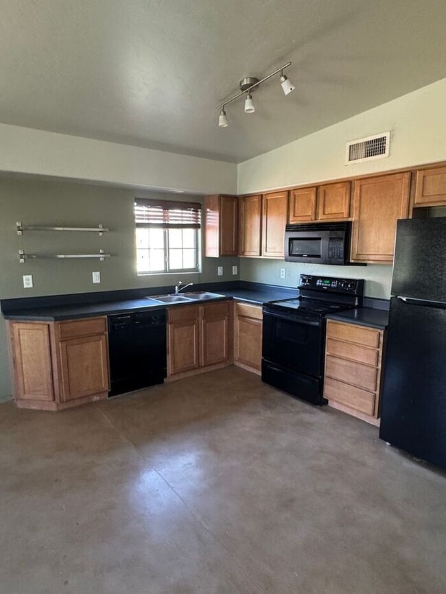 4086 N 1st Ave in Tucson, AZ - Building Photo - Building Photo