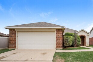 4020 Tarpon Springs Dr in Fort Worth, TX - Building Photo