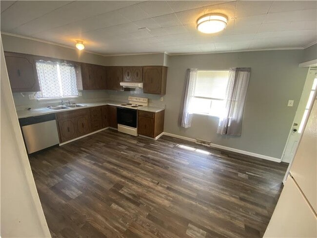 2708 Cleveland Ave in Steubenville, OH - Building Photo - Building Photo