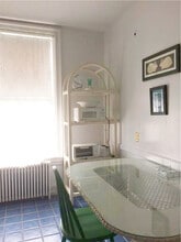 45 Ayrault St, Unit #6 in Newport, RI - Building Photo - Building Photo