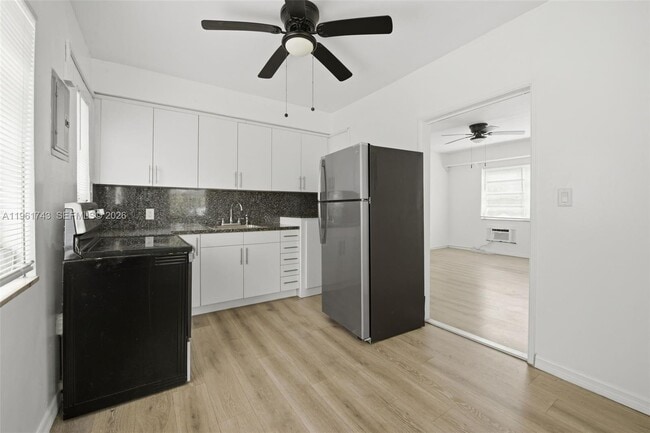 property at 3267 Franklin Ave