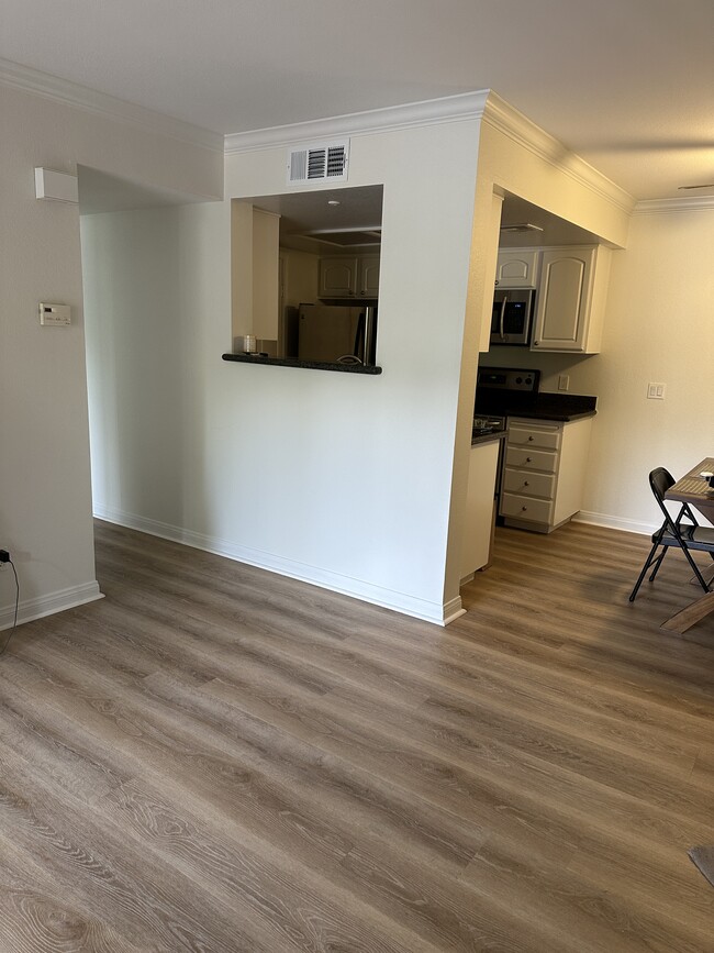 12067 Alta Carmel Ct, Unit 70