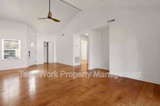 1127 Snap Dragon Ct in Mount Pleasant, SC - Building Photo - Building Photo