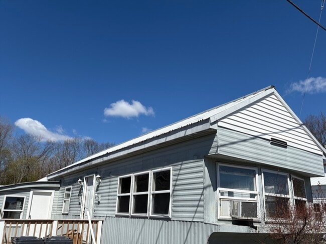 property at 286 Newbury St