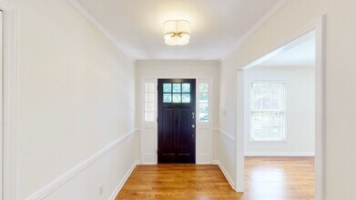 6810 Rosemary Ln in Charlotte, NC - Building Photo - Building Photo