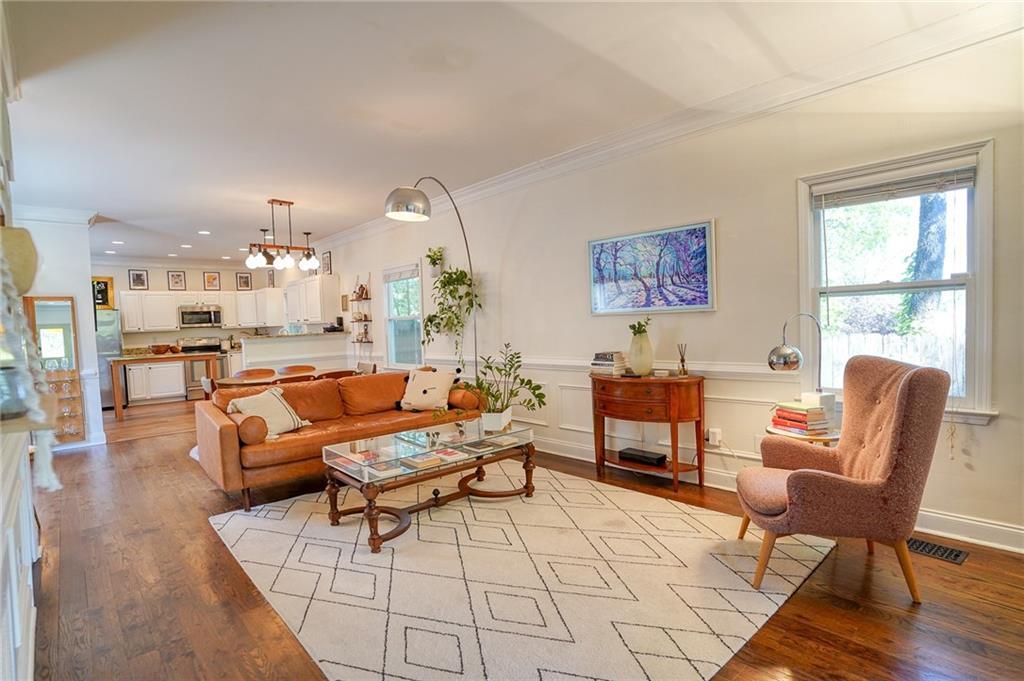 349 Cameron St SE in Atlanta, GA - Building Photo