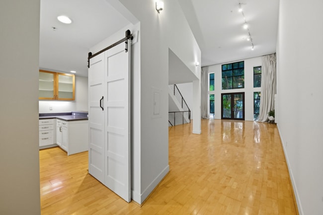 125 Gilbert St in San Francisco, CA - Building Photo - Building Photo