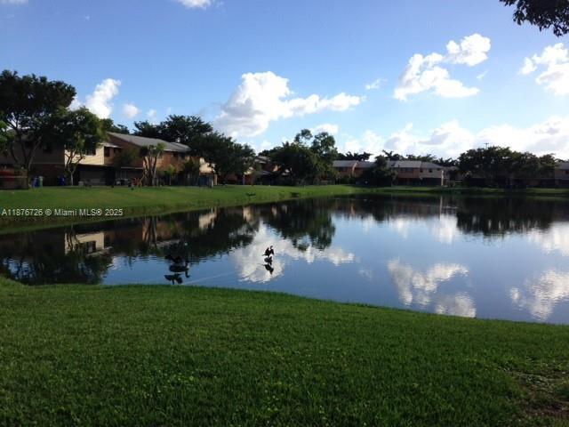 621 NW 104th Ave in Pembroke Pines, FL - Building Photo - Building Photo