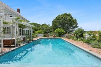 1160 Goose Creek Ln in Southold, NY - Building Photo - Building Photo