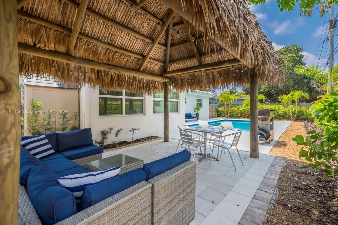 1065 SW 4th Terrace in Pompano Beach, FL - Building Photo