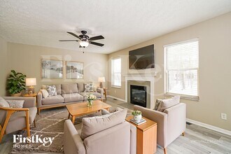 339 Shyanne Dr in Powell, OH - Building Photo - Building Photo