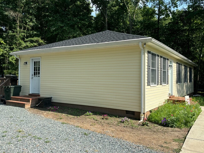 10355 Bunting Rd in Chestertown, MD - Building Photo - Building Photo