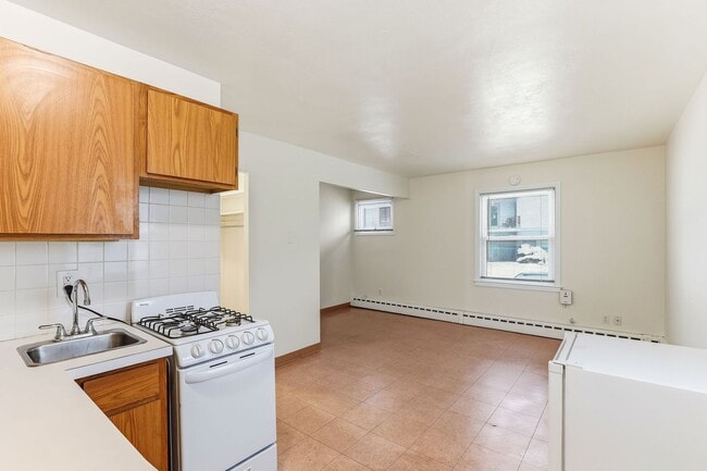 1171-1173 Raymond Ave in St. Paul, MN - Building Photo - Building Photo