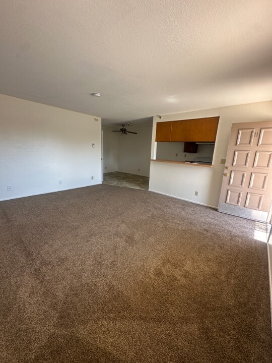 13606 Cerise Ave in Hawthorne, CA - Building Photo