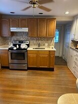 7 Hillside Ave in Everett, MA - Building Photo