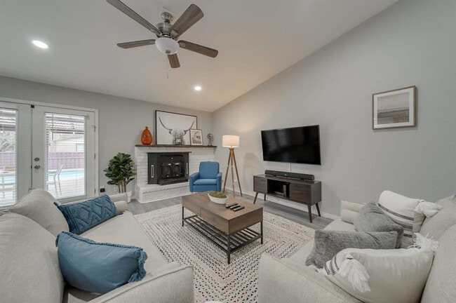 2922 Clover Valley Dr in Garland, TX - Building Photo - Building Photo