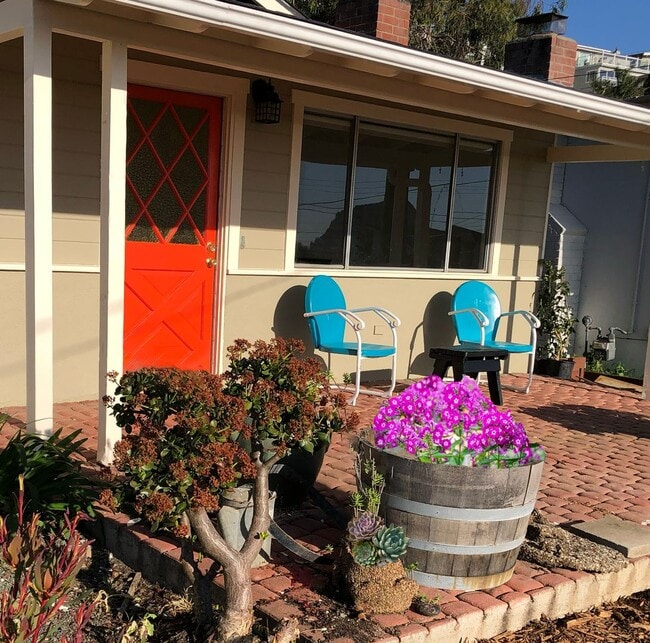 2770 Juniper Ave in Morro Bay, CA - Building Photo - Building Photo