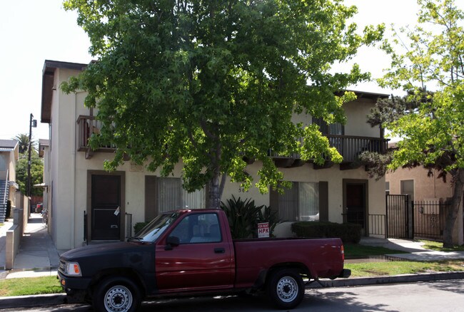 Ohio Avenue in Long Beach, CA - Building Photo - Building Photo