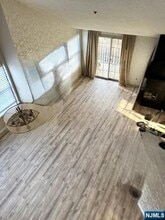 1337 Paddington Rd, Unit B2 in Mahwah, NJ - Building Photo - Building Photo