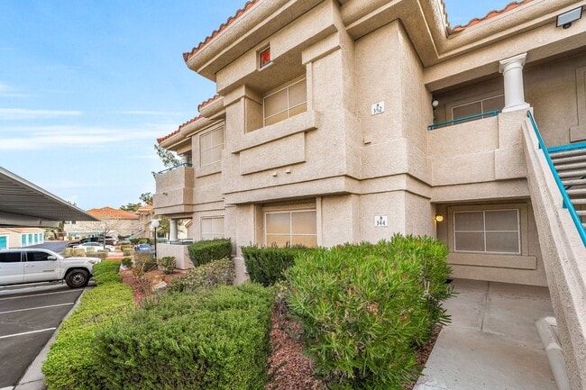 344 Sunward Dr in Henderson, NV - Building Photo - Building Photo
