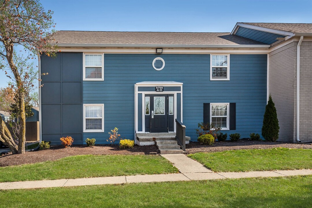 The George Apartment Homes in Indianapolis, IN - Foto de edificio