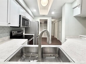 3020 Alcazar Pl in Palm Beach Gardens, FL - Building Photo - Building Photo