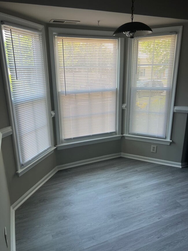 242 Weller Blvd in Virginia Beach, VA - Building Photo - Building Photo