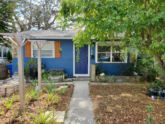 property at 3134 Freemont Terrace S