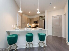 2588 Decatur Village Wy, Unit 1214 in Decatur, GA - Building Photo - Building Photo