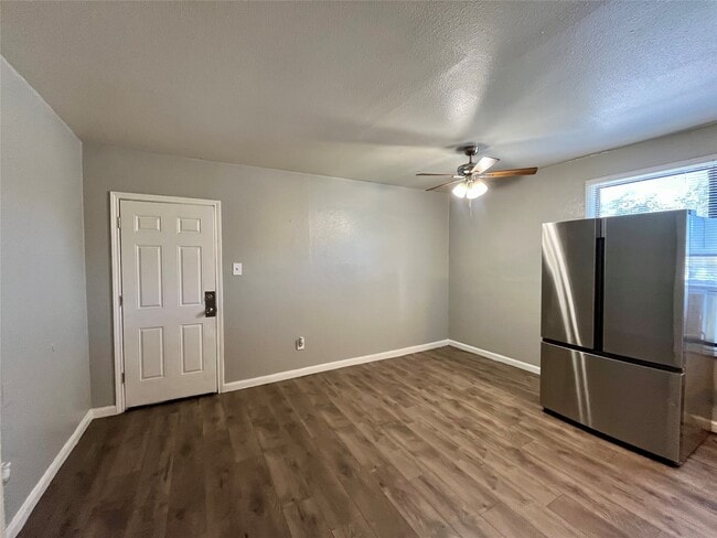 property at 2705 Lorraine St