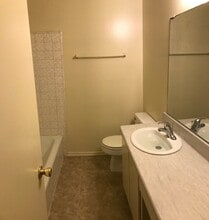 551-555 W Pueblo St in Santa Barbara, CA - Foto de edificio - Building Photo