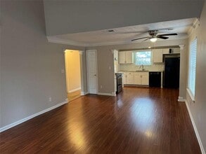 3047 Regal Park Ct in Duluth, GA - Building Photo - Building Photo