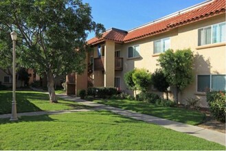 Artesia Condominiums in El Cajon, CA - Building Photo - Building Photo