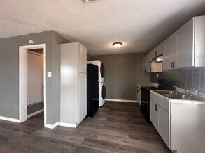 230 Bell St in Bangs, TX - Building Photo - Building Photo