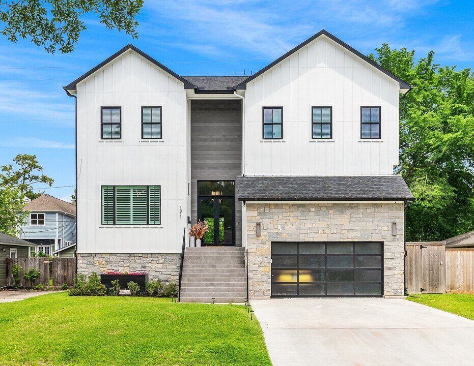 1011 Wynnwood Ln in Houston, TX - Foto de edificio
