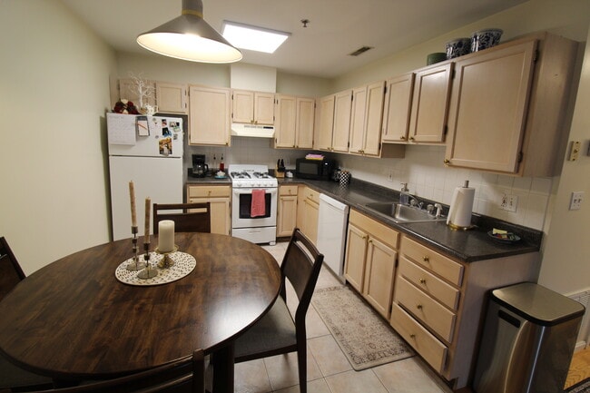 2020 Massachusetts Ave, Unit 2