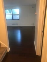 1454 Spreading Oak Dr, Unit 1454-B in Pittsburgh, PA - Building Photo