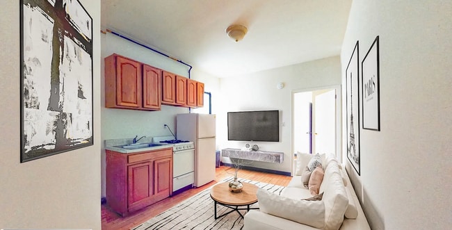 property at 325 E 14th St