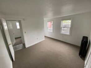 66 North St, Unit A in Burlington, VT - Foto de edificio - Building Photo