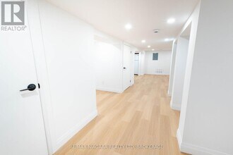 533 Cannon St E in Hamilton, ON - Building Photo - Building Photo